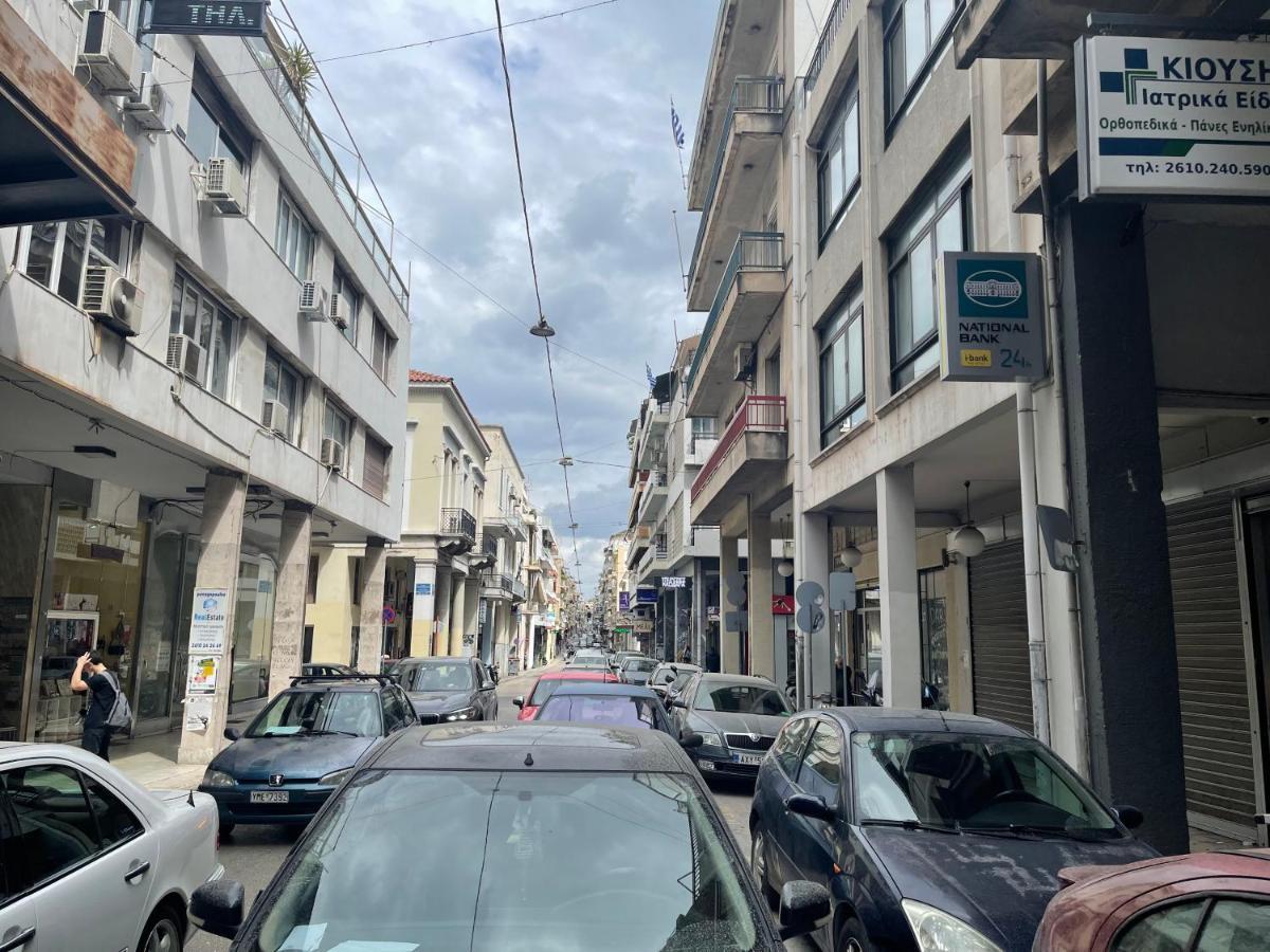 Oikiastudios باترا المظهر الخارجي الصورة
